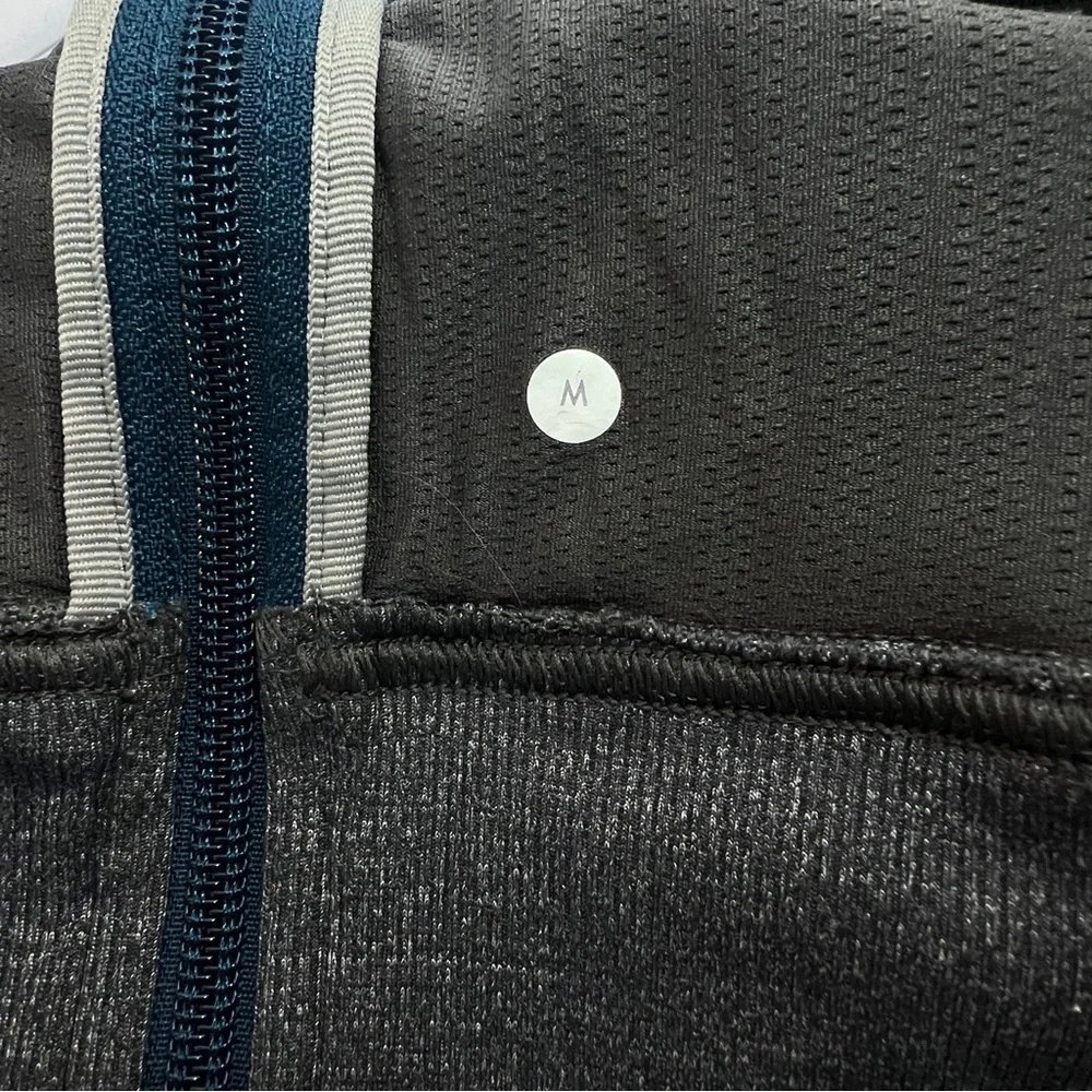 Lululemon Men’s Lightweight Jacket - Grey - Size Medium